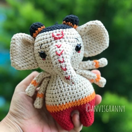 Lord Ganesha free crochet pattern for beginners