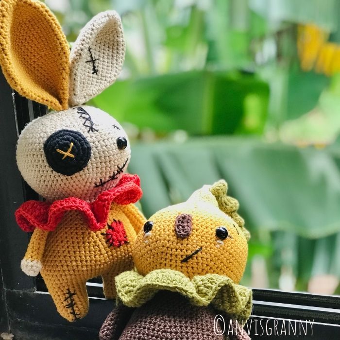 Halloween crochet amigurumi doll pattern: Pumpkin doll amigurumi, bunny amigurumi