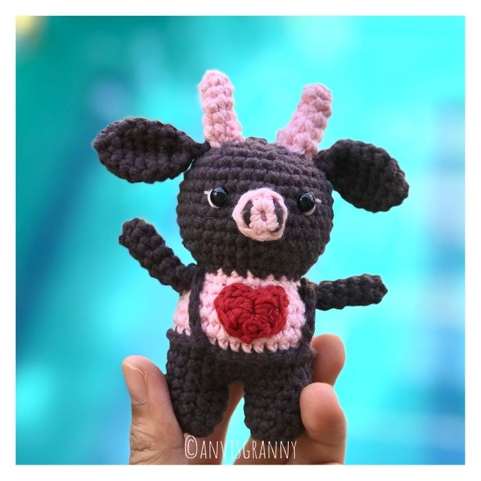 2021 Valentine crochet amigurumi bull crochet pattern
