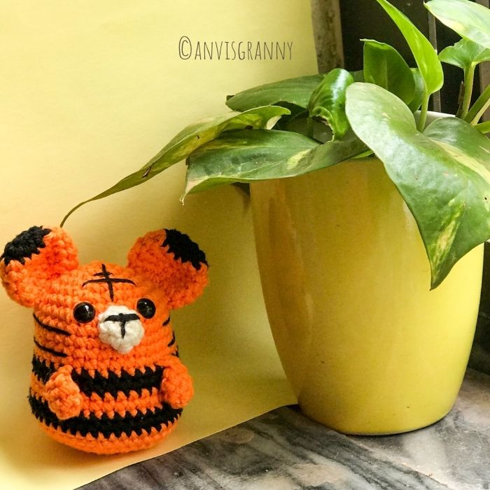 crochet tiger amigurumi pattern