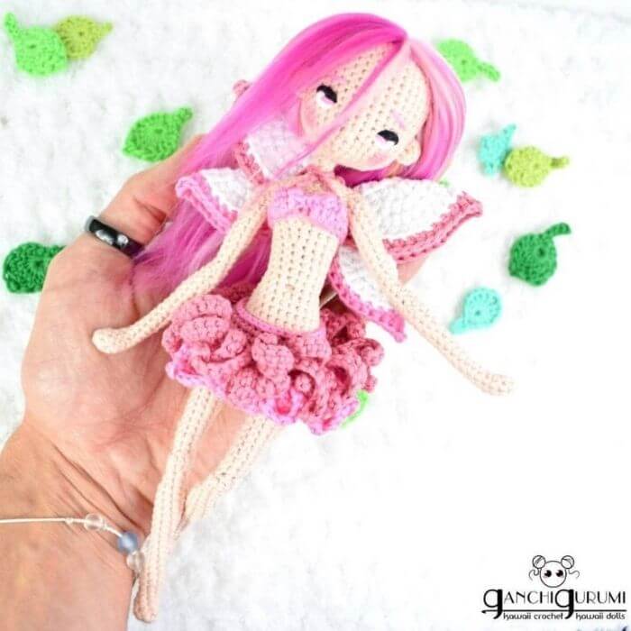 ganchigurumi crochet doll