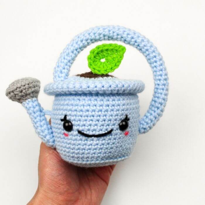 watering pot amigurumi crochet pattern