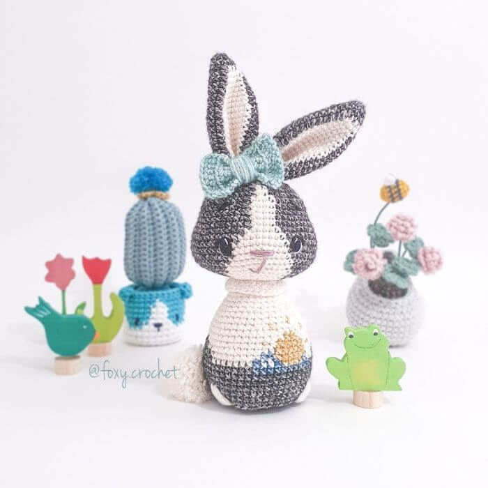 Dutch Bunny amigurumi crochet pattern