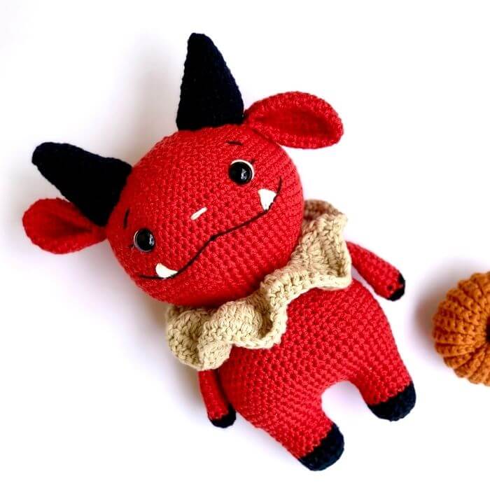 HALLOWEEN-CROCHET-NO-SEW PATTERN