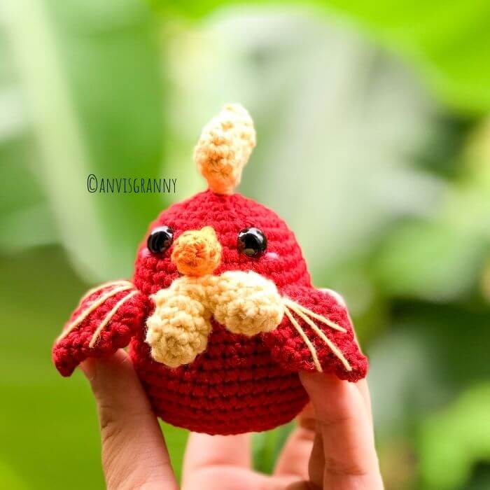 cute rooster amigurumi pattern for beginners