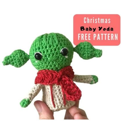 Christmas Baby yoda ornament amigurumi crochet pattern free