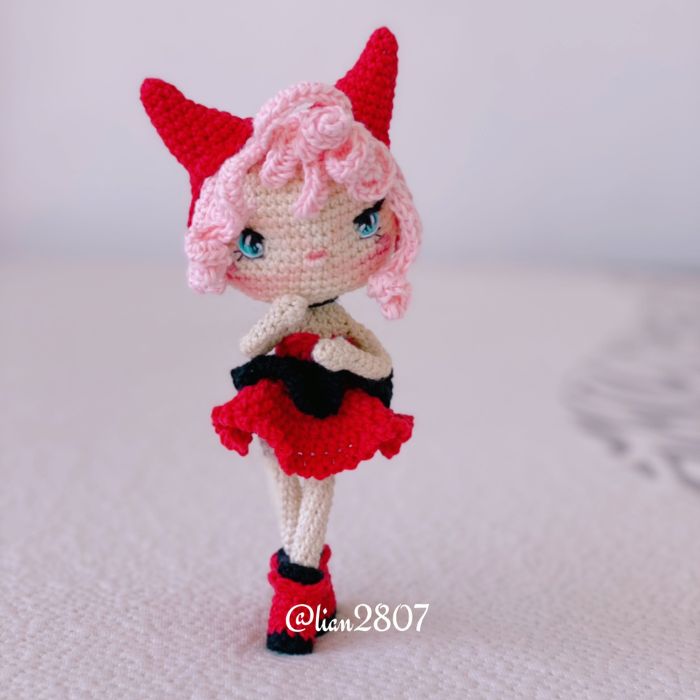 Devil Amigurumi Halloween Doll, Vimi &#8211;  No-Sew Devil Amigurumi Halloween Doll Crochet Pattern