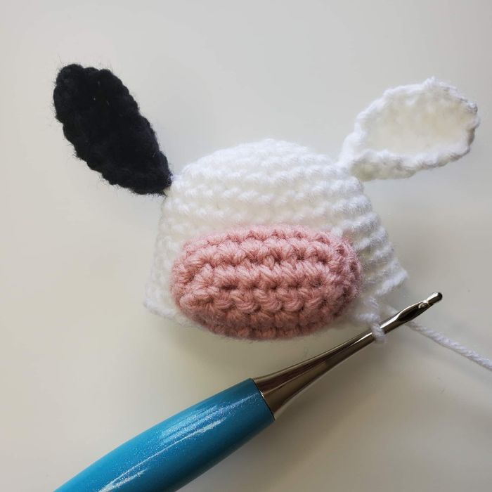Amigurumi crochet cow free pattern