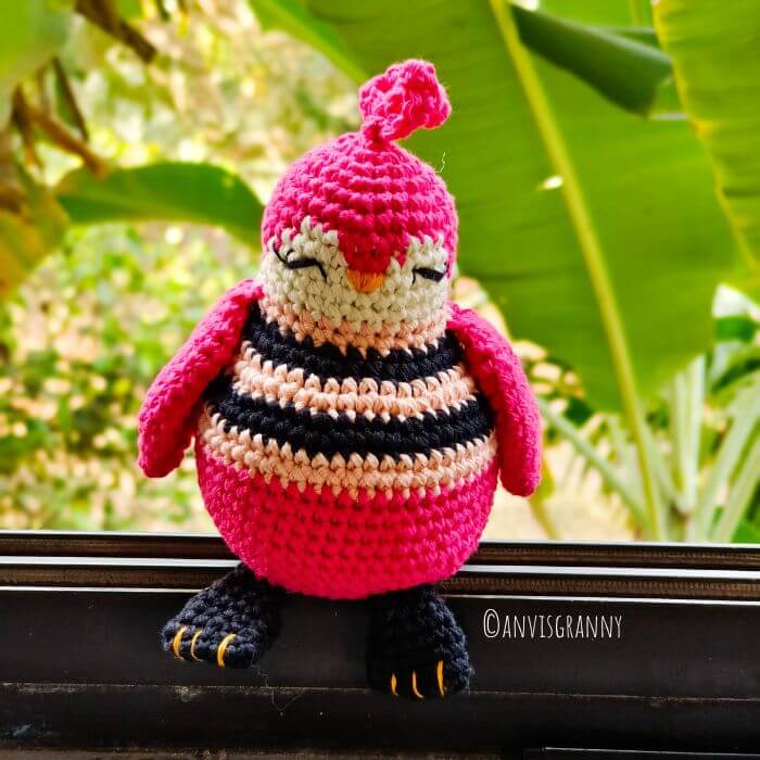 free easy crochet penguin pattern (1)