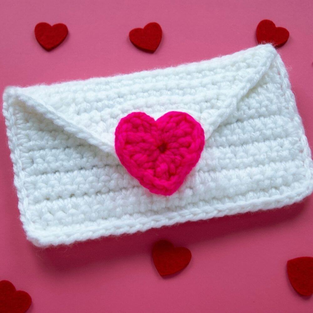 valentine crochet patterns, 20 Kawaii Valentine&#8217;s Day Crochet Patterns