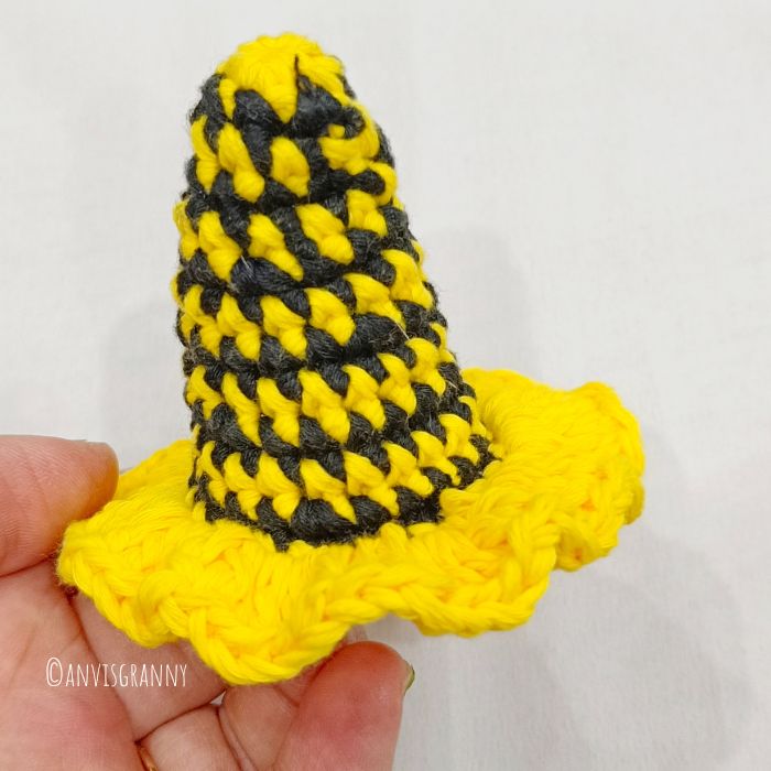easter bee gnome hat crochet