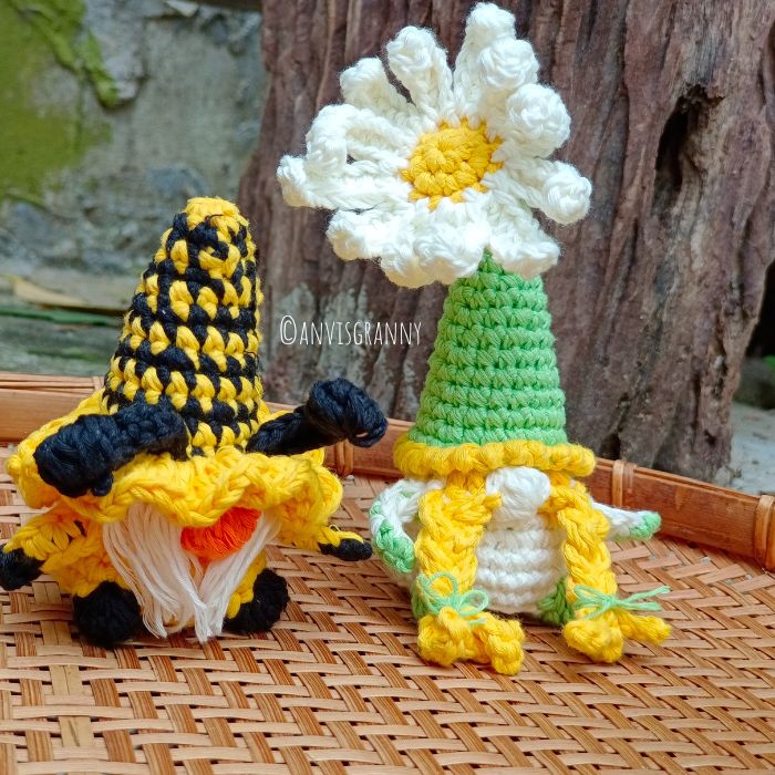 Spring easter gnomes