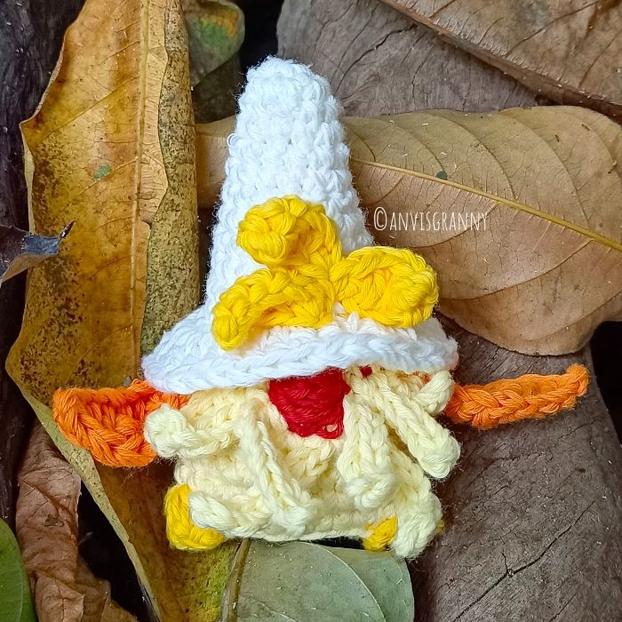 Crochet easter chick, No-Sew Crochet Chick Gnome Free Pattern