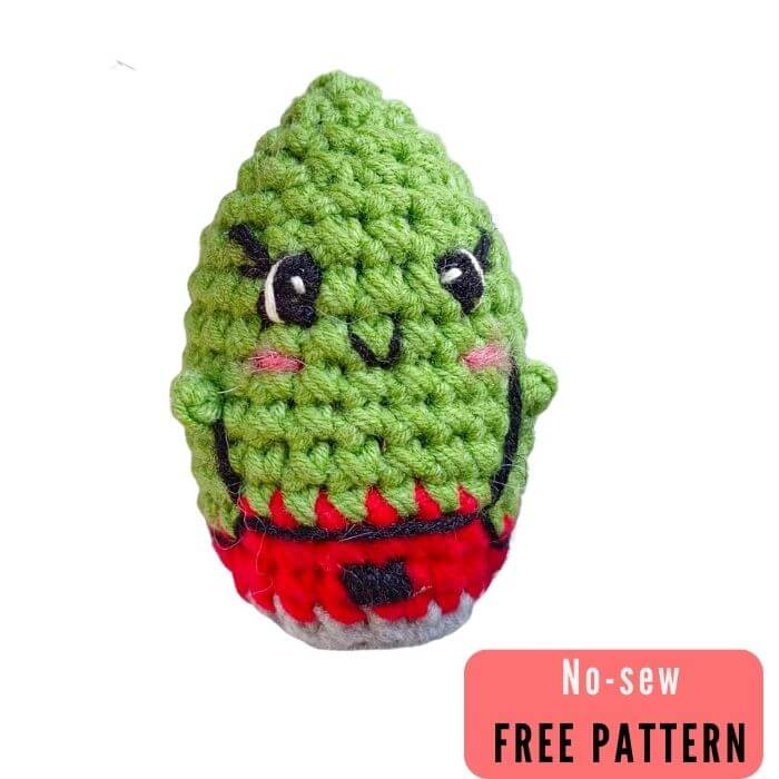 No sew Christmas lightbulb amigurumi crochet pattern