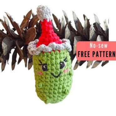 No-sew free Christmas Pickle Ornament crochet pattern