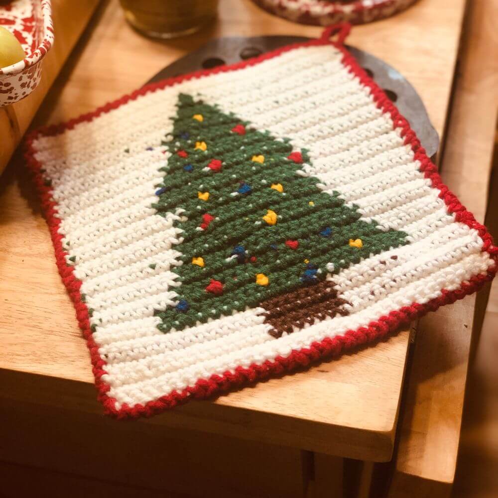 Day 19 - Chrristmas tree pot holder crochet free pattern